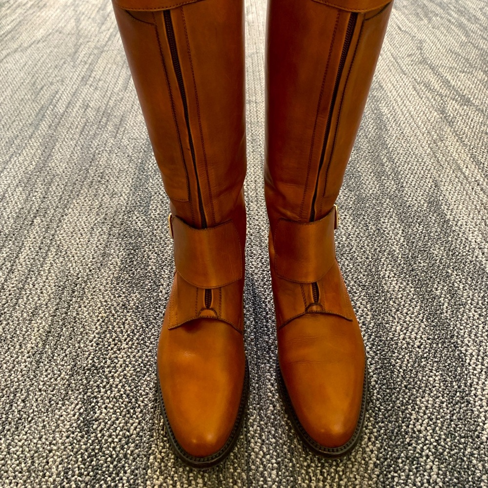 Beautiful full italian leather dress boots. Awesome with jeans too.
